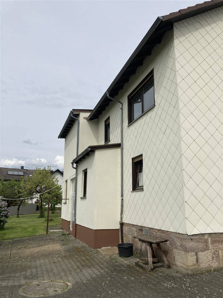 Wer Platz für Familie,Beruf oder Hobby benötigt ist hier angekommen., 36381 Schlüchtern