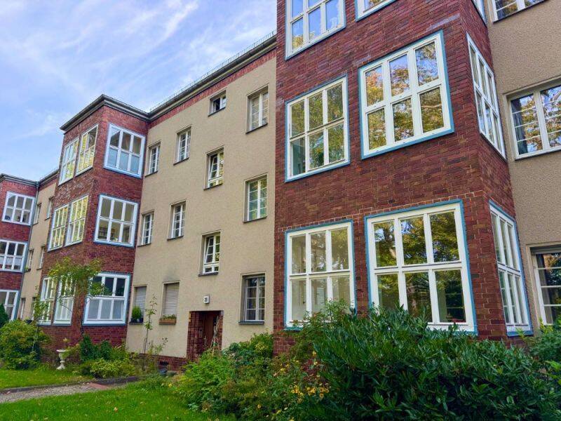 Zentrale, altersgerechte 3 Zimmer Wohnung mit Balkon und Loggia!, 13507 Berlin (Reinickendorf Kolonie Am Fließ Kolonie Am Waldessaum Tegel)