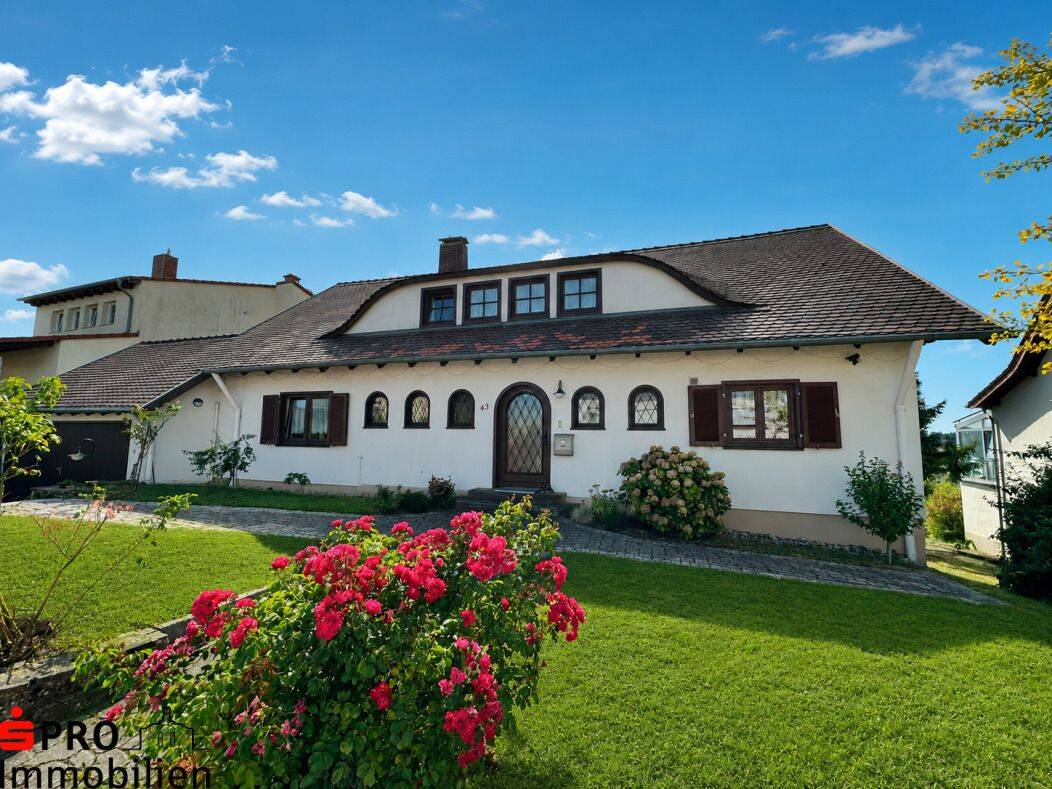Schönes Einfamilienhaus mit tollem Fernblick in guter Lage!, 66399 Mandelbachtal