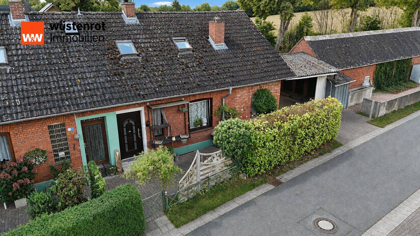 Historischer Charme trifft modernes Wohnen – besonderes REH mit Loftcharakter in Traventhal, 23795 Traventhal