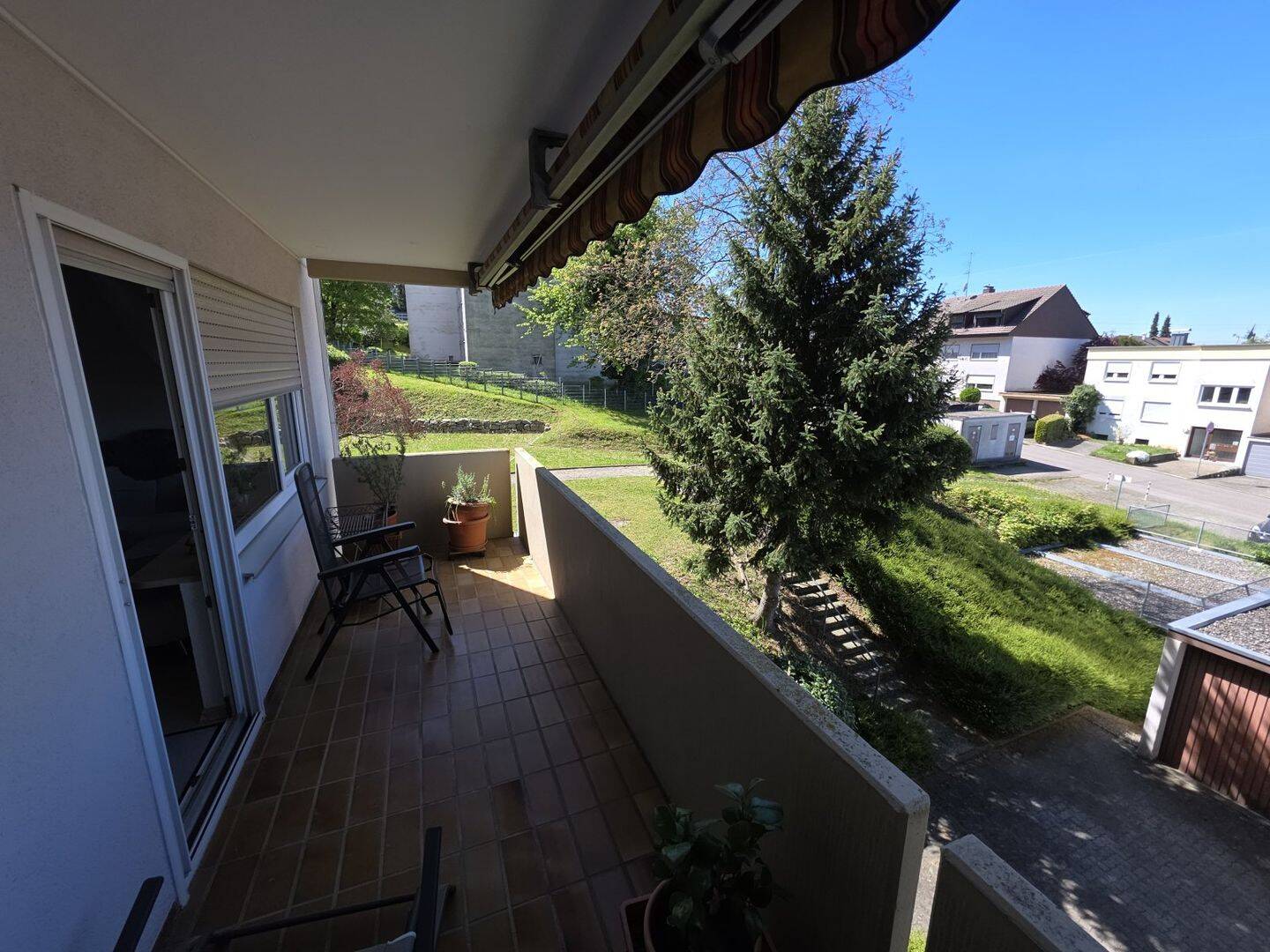 4 Zi.-ETW mit EBK, Balkon und Garage in Randlage, 79595 Rümmingen