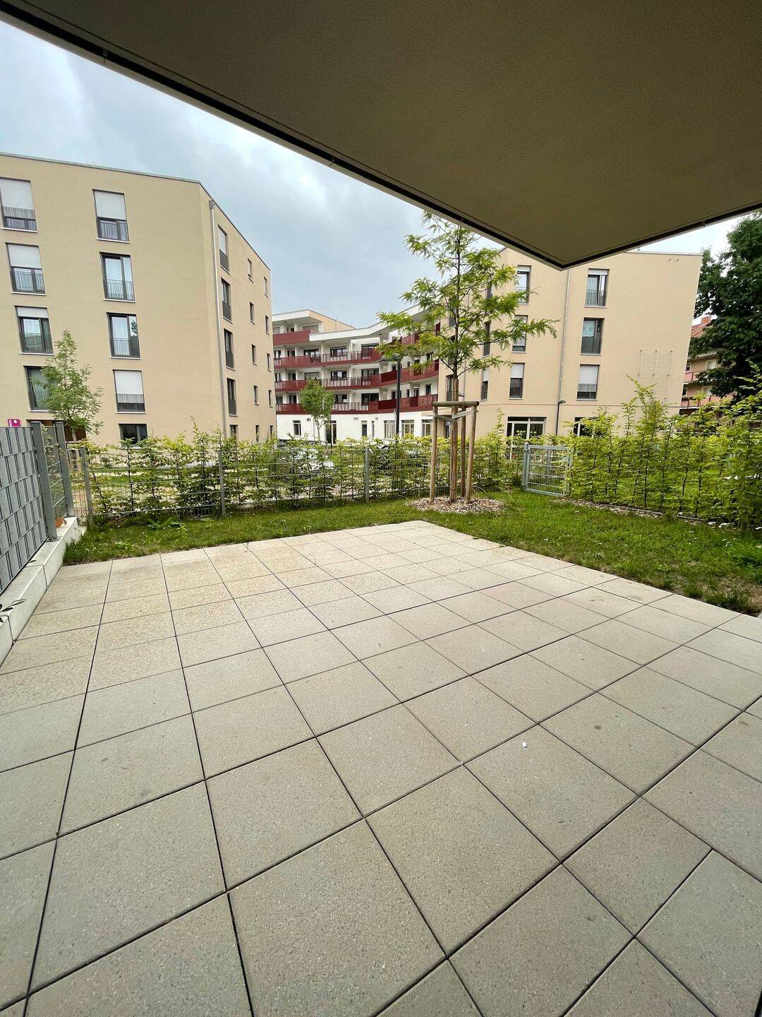 Moderne 4-Zi-Whg (Neubau) mit EBK, Terrasse und Gartenanteil, 90547 Stein