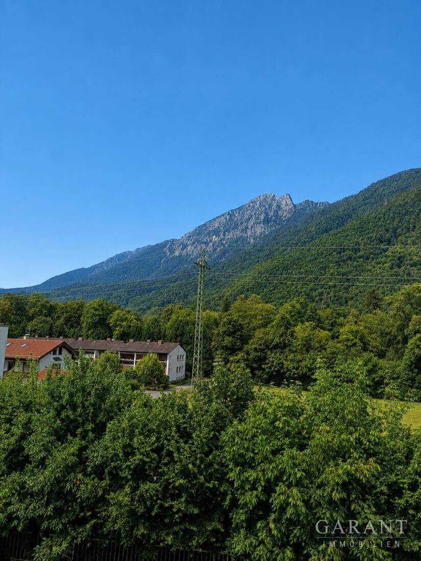 Licht an. Zuhause an. Zwei Zimmer mit Potenzial., 83435 Bad Reichenhall