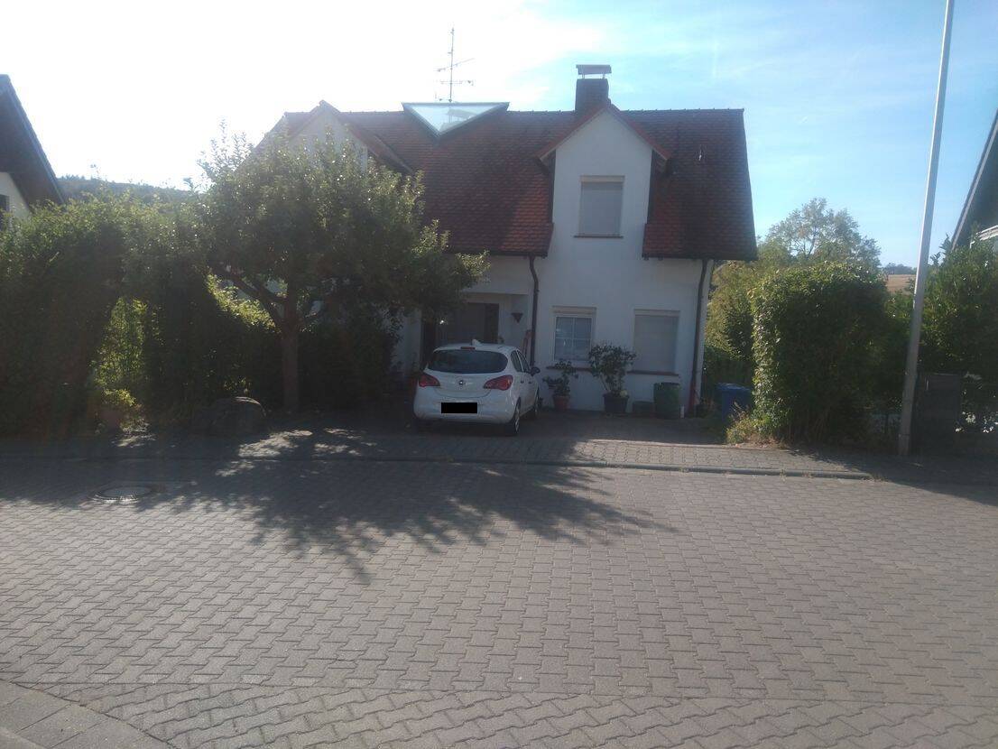 Zuhause im Grünen mit viel Platz in Groß-Umstadt, 64823 Groß-Umstadt