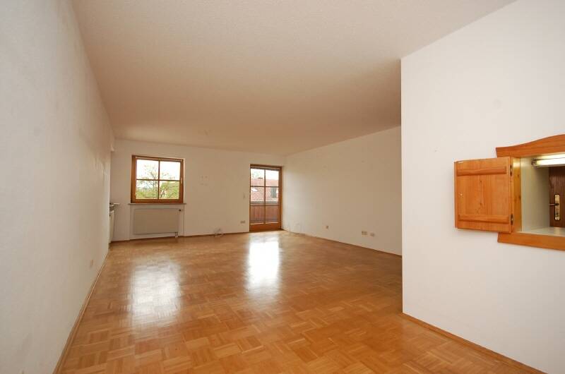Charmante, lichtdurchflutete 3-Zimmer-Wohnung im Herzen von Feldkirchen-Westerham, 83620 Feldkirchen-Westerham