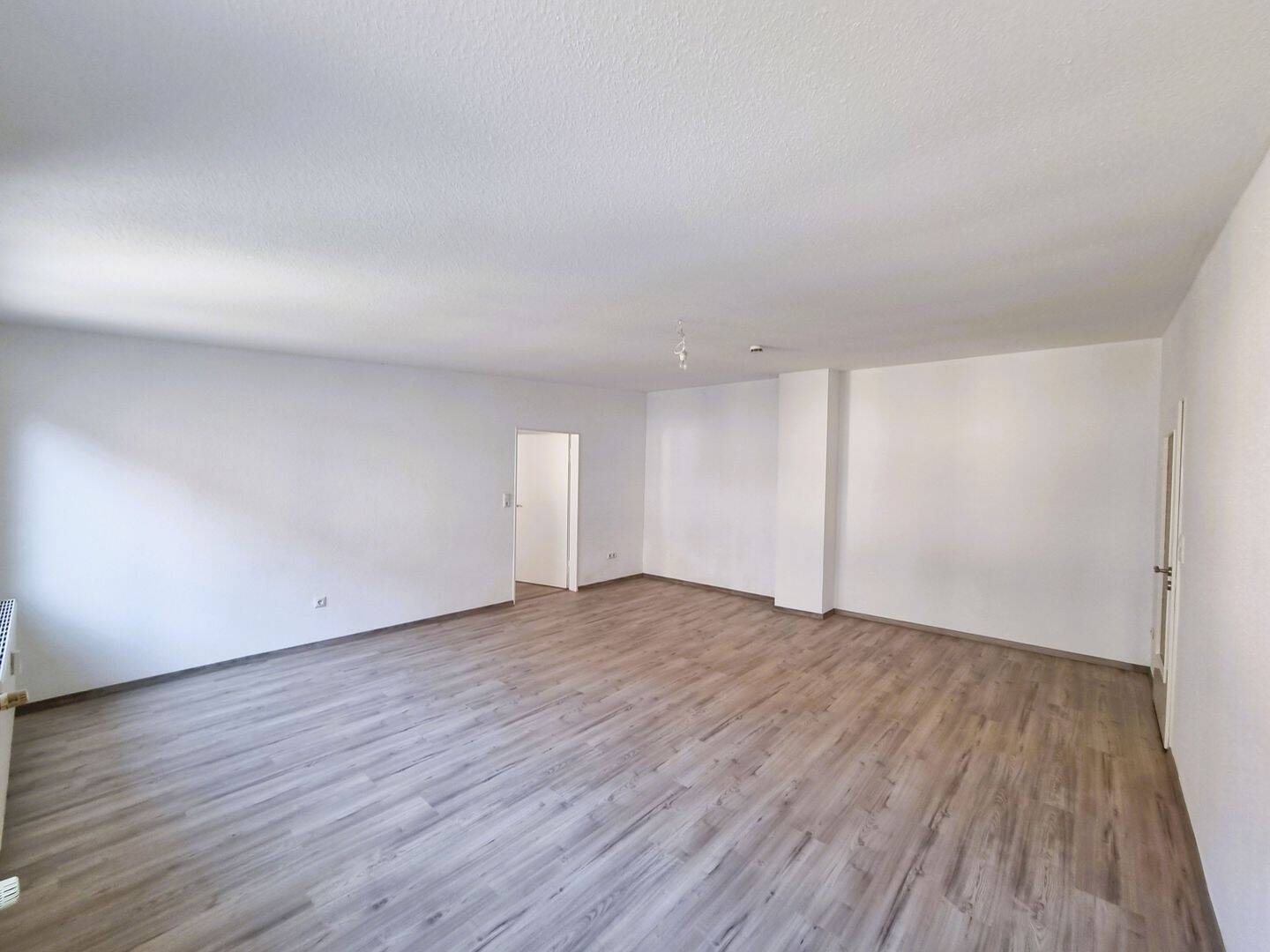 Wohnen am Rennweg, nähe Stadtpark und U-Bahn auf 72qm, 90489 Nürnberg (Gärten bei Wöhrd Rennweg Veilhof Wöhrd)