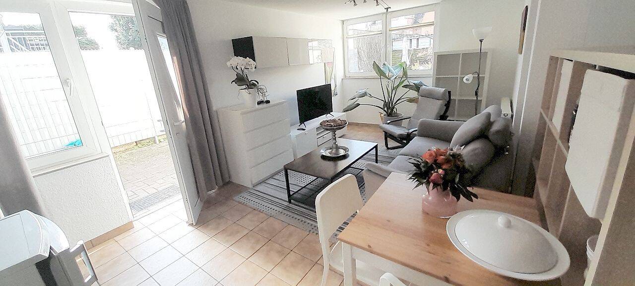 Modern möbliertes Apartment im Norden von Köln, 50769 Köln (Chorweiler)