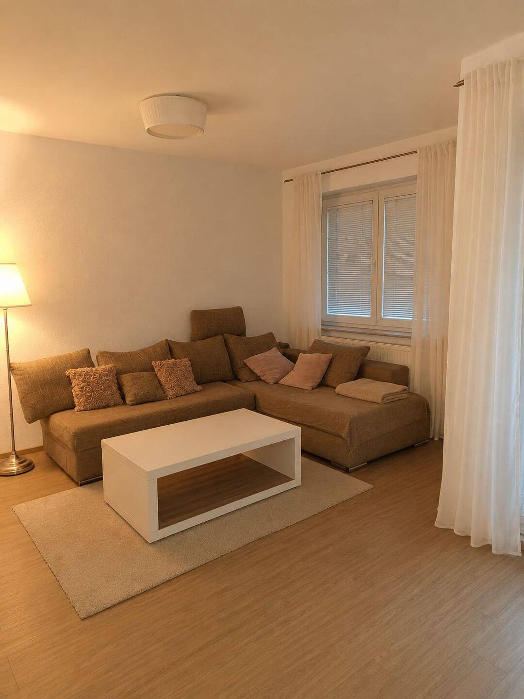 Helle 3-Zimmer-Wohnung mit Balkon & Einbauküche in Wellinghofen, 44265 Dortmund