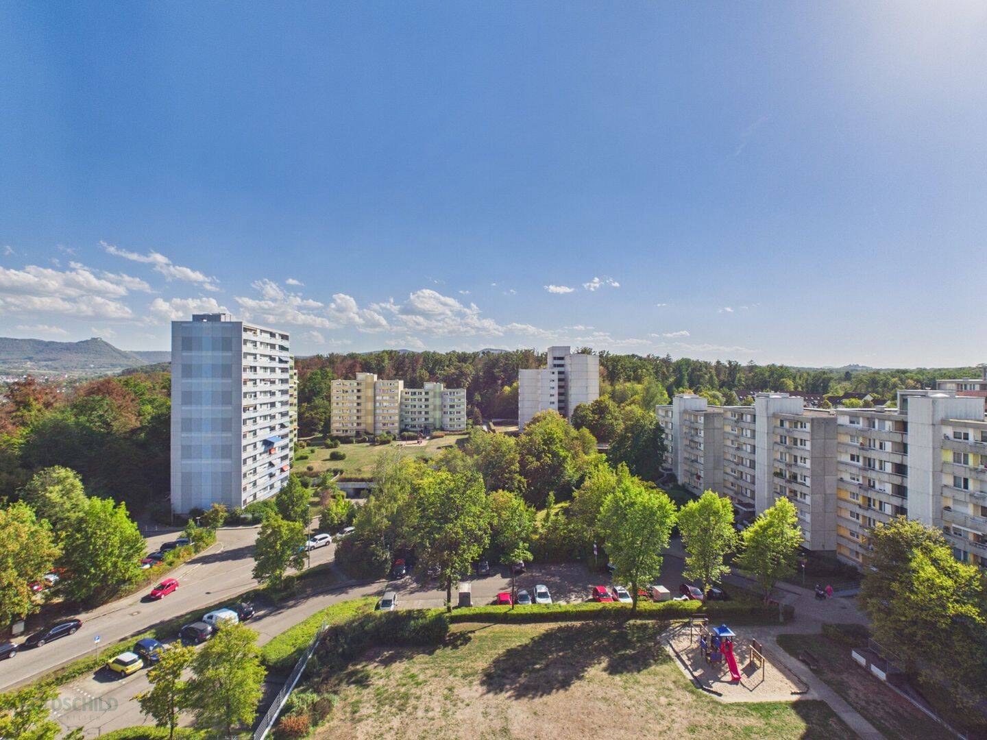 Traumhafte 4,5-Zi.-Wohnung – Modernisiert, Panoramablick & Tiefgarage | Nürtingen, 72622 Nürtingen