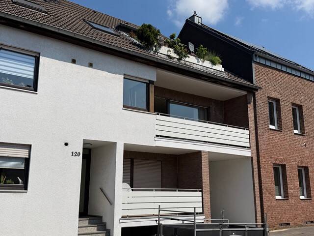 Gepflegte 3-Zimmer-Eigentumswohnung mit Balkon und Garage in Mönchengladbach-Giesenkirchen, 41238 Mönchengladbach