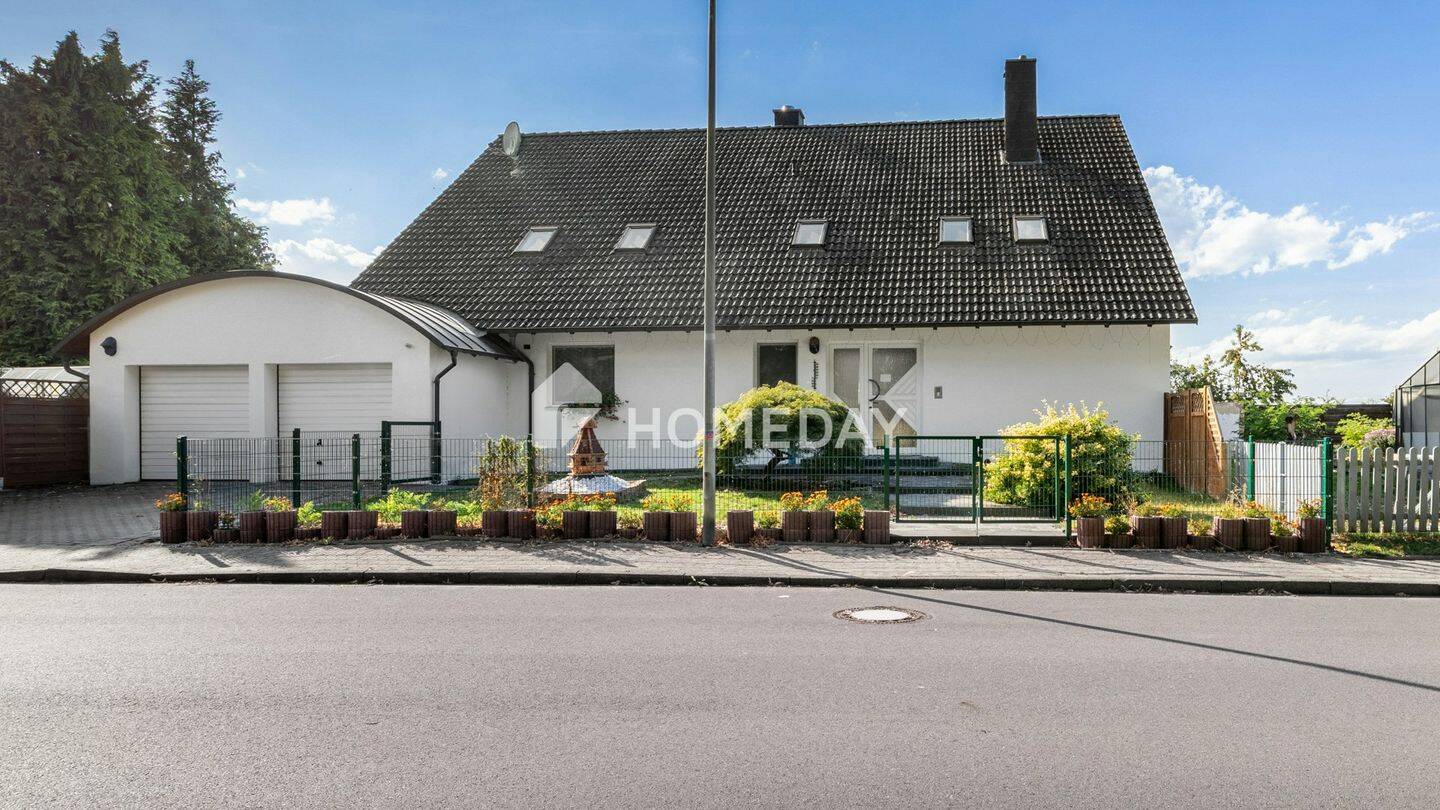 Ein Haus für viele Lebensideen – 256 Quadratmeter Wohnfläche und ein Garten zum Genießen, 38325 Roklum