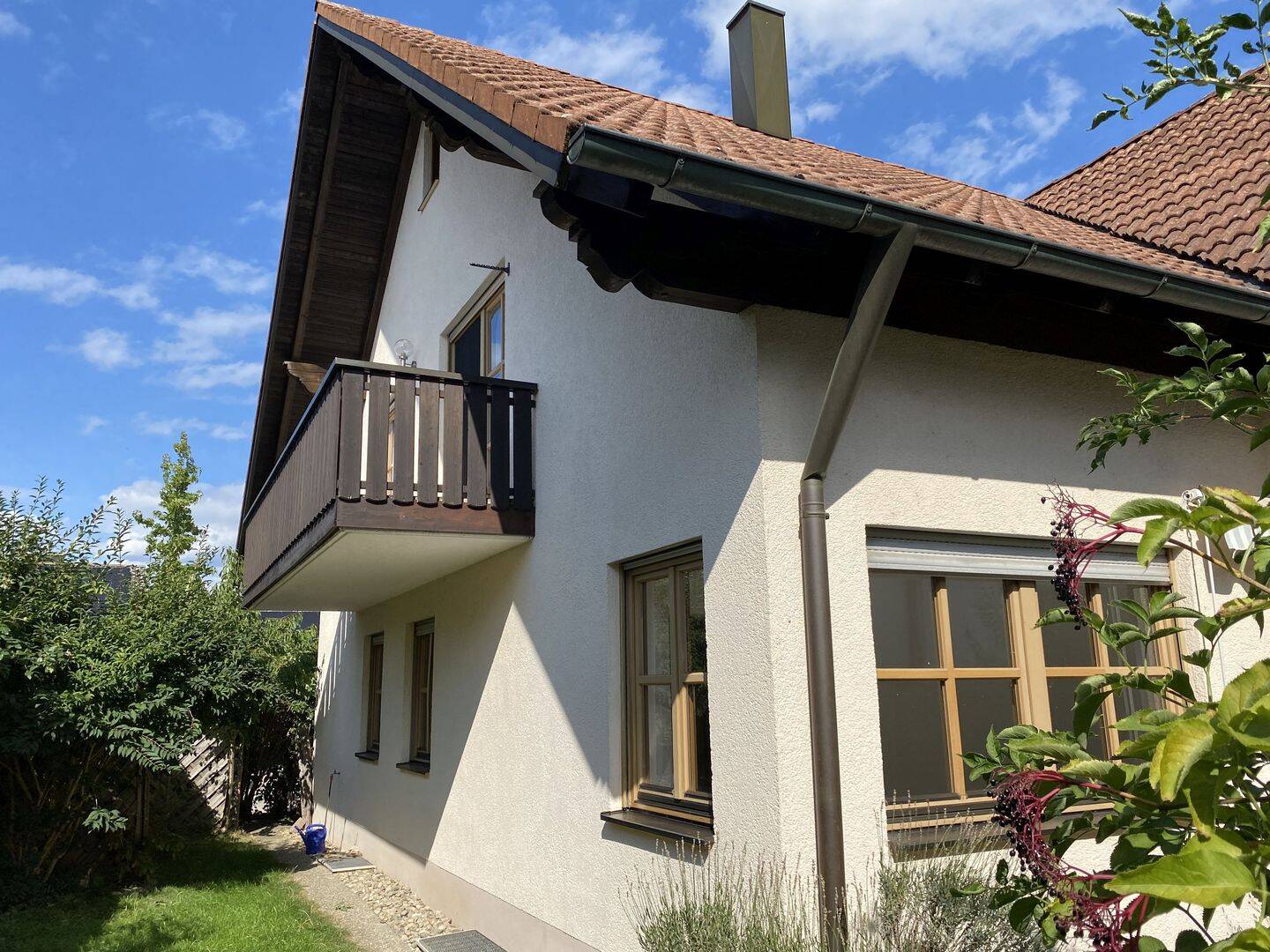 GIS IMMOBILIEN -Hochwertige DHH in sehr guter Lage!, 93326 Abensberg