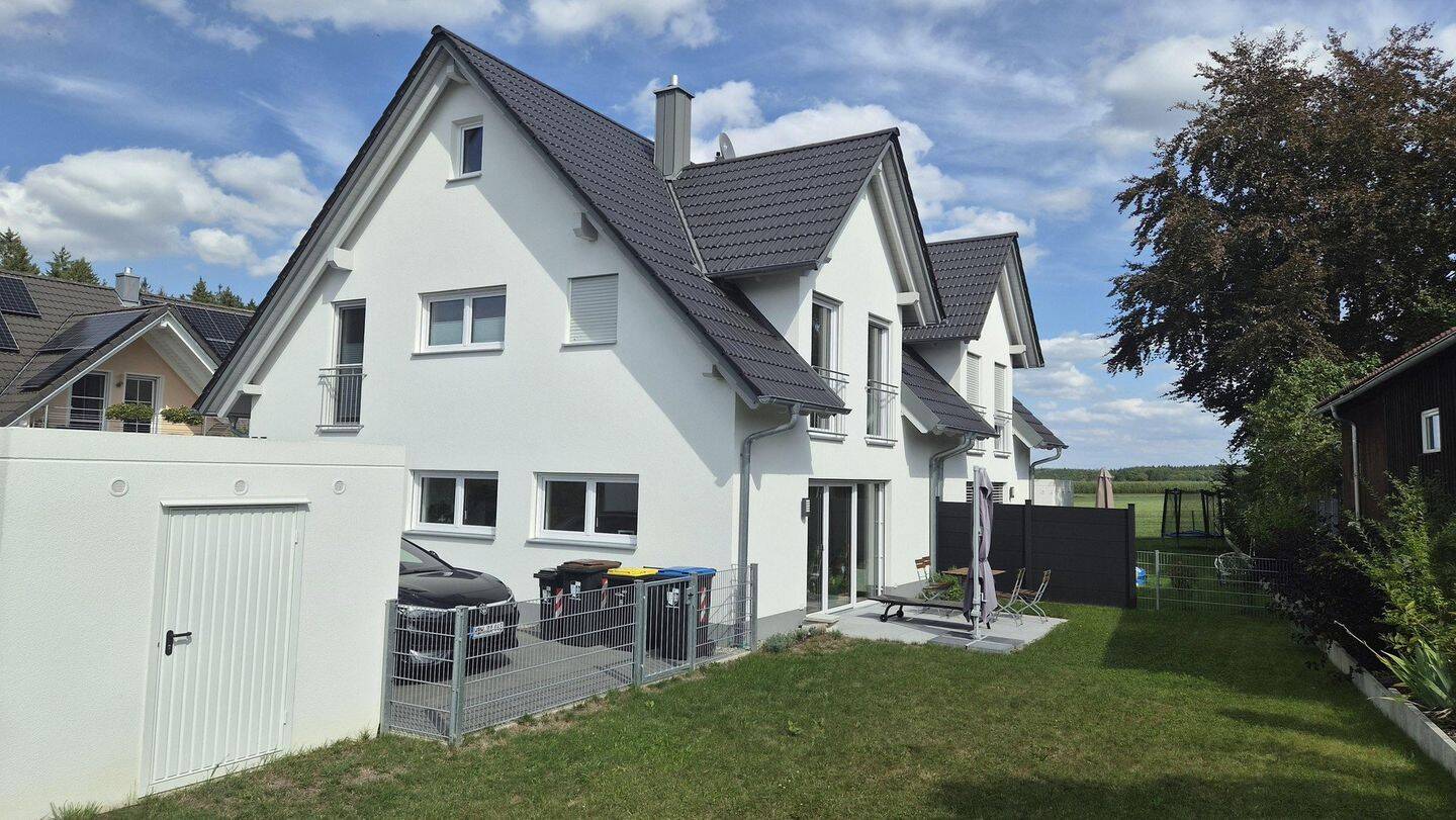KFW55 Doppelhaushälfte zu vermieten, 86441 Zusmarshausen