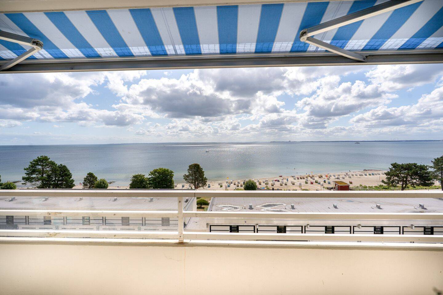 40 m² Ostseeluft: 2-Zimmer-Wohnung mit Balkon und Meerblick in Sierksdorf, 23730 Sierksdorf