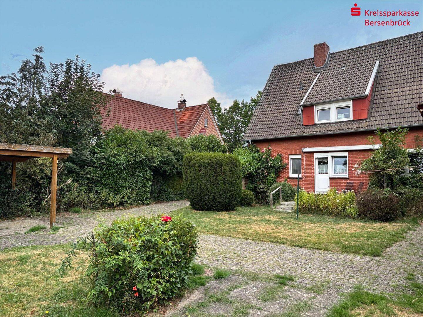 Großes Grundstück, viele Möglichkeiten – Älteres EFH/ZFH in Quakenbrück, 49610 Quakenbrück