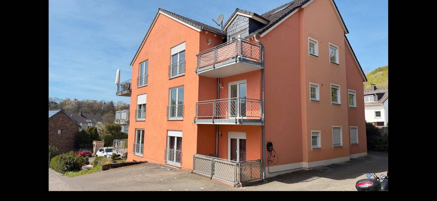 Zentrale Lage, großzügige, kompl. renovierte 4 ZKB,, 54296 Trier