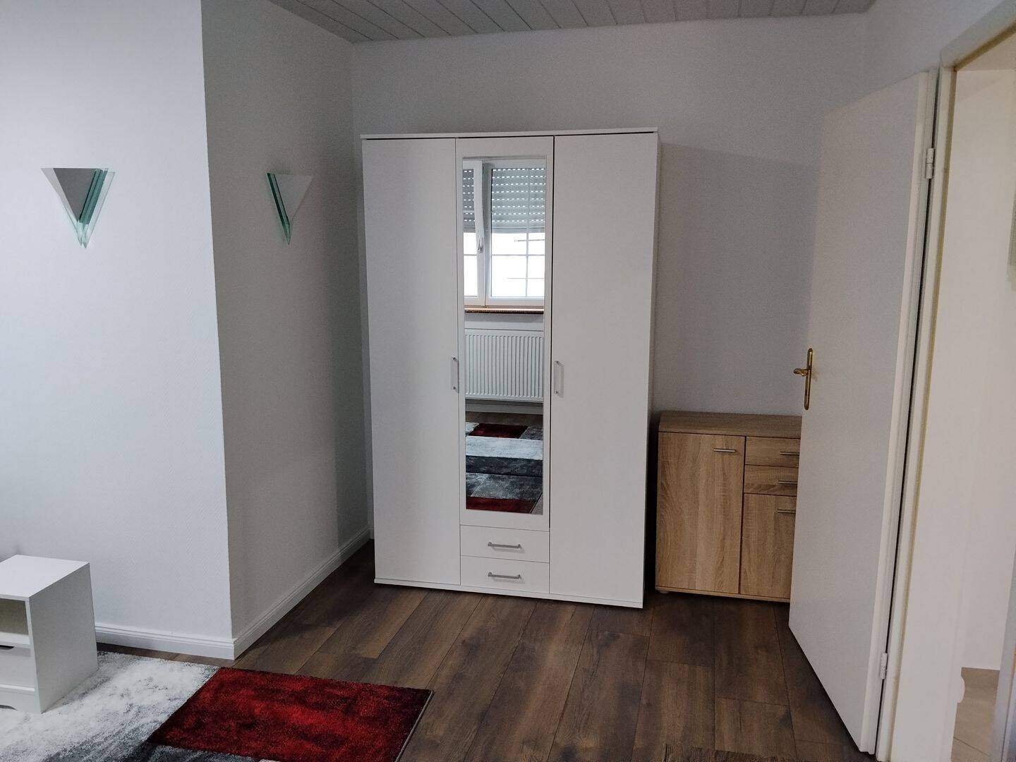 Möblierte Zimmer in großzügiger Haus-WG in Kehl mit 150 m² Wohnfläche, großer Terrasse und Garten, sowie eigenen Fitnessbereich. All-Inclusive-Miete., 77694 Kehl
