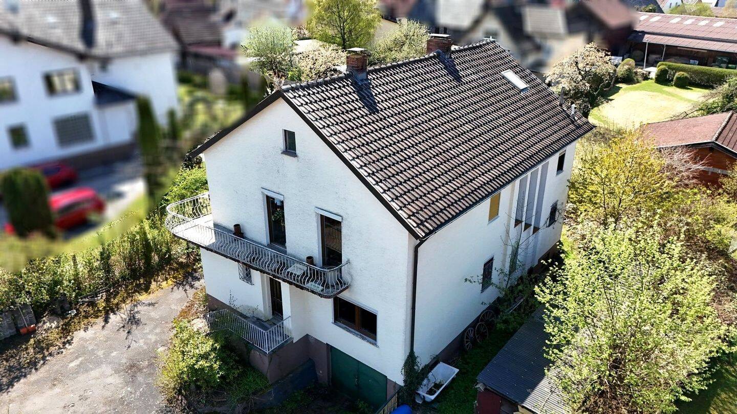Einfamilienhaus mit ELW in Weidhausen b. Coburg, 96279 Weidhausen b. Coburg