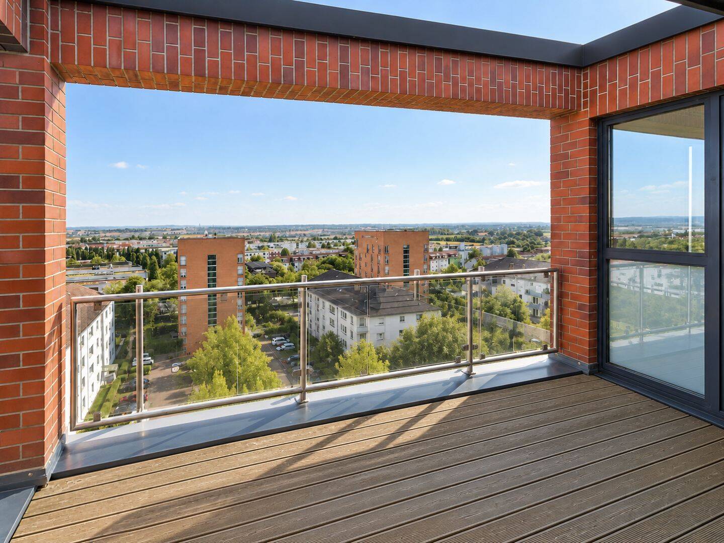Stilvolle 4-Zimmer-Maisonettewohnung am Scharnhauser Park mit sonniger Dachterrasse, 73760 Ostfildern