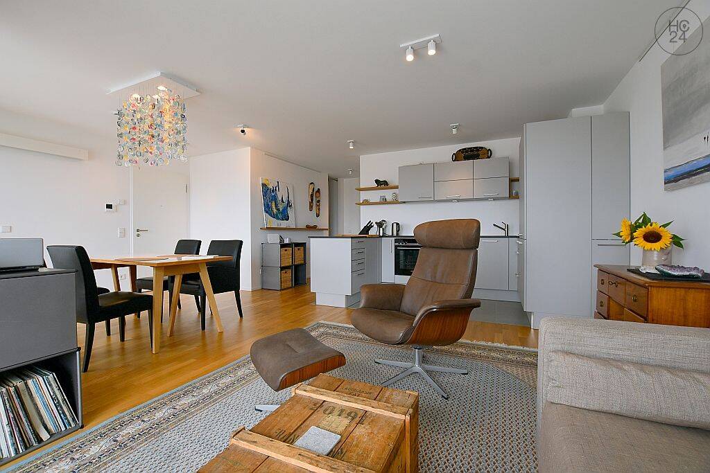 Zwischenmietebis 30.04.27: Wunderschöne, modern möblierte Wohnung in Esslingen, 70182 Stuttgart (Mitte)