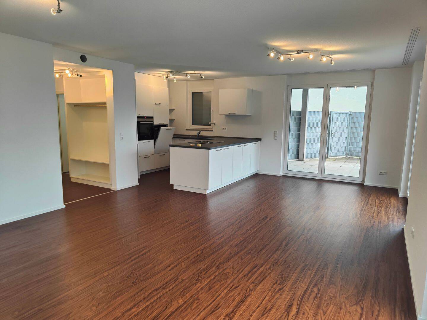 Moderne, helle und geräumige 4,5-Zi.-Wohnung in Küssaberg-Bechtersbohl, 79790 Küssaberg