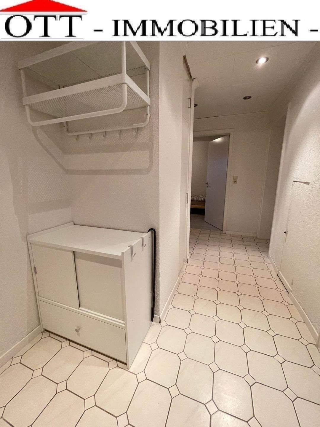 Charmantes, Vollmöbliertes 3 Zimmer Wohnung mit Balkon in Hechingen, 72379 Hechingen