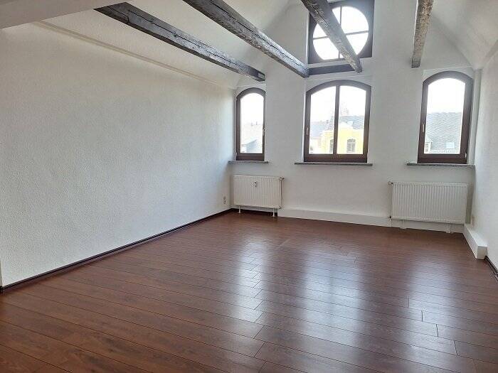Wohnen Sie doch in einer großzügigen 4 Raumwohnung ganz oben :), 9112 Chemnitz (Altendorf Kaßberg Zentrum)