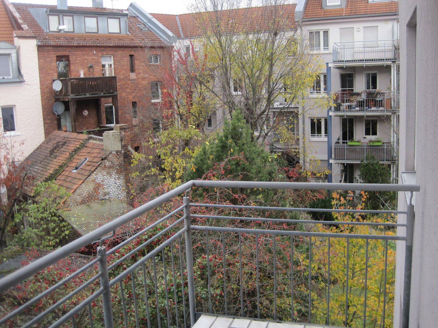Charmante, möblierte 1-Zimmer Wohnung im Zollhausviertel mit Balkon, 91052 Erlangen (Anger Erlangen-Ost Erlangen-Süd Innenstadt)