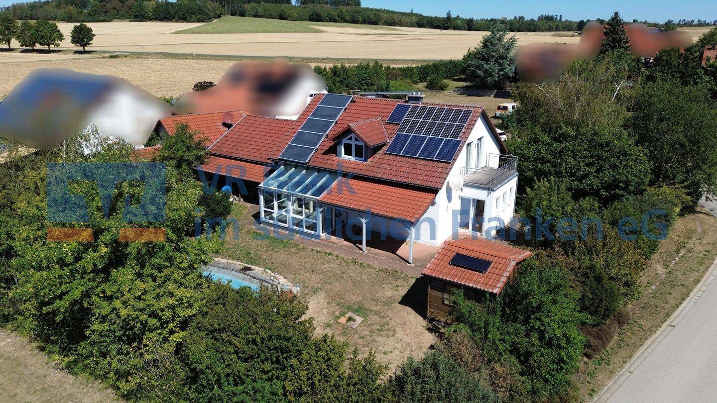 Großzügiges Einfamilienhaus mit Sauna, Kachelofen und moderner Energietechnik, 91790 Burgsalach