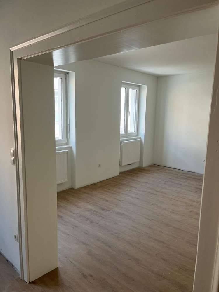 Geschmackvolle 1,5-Zimmer-Wohnung mit EBK im Zentrum, 76829 Landau in der Pfalz