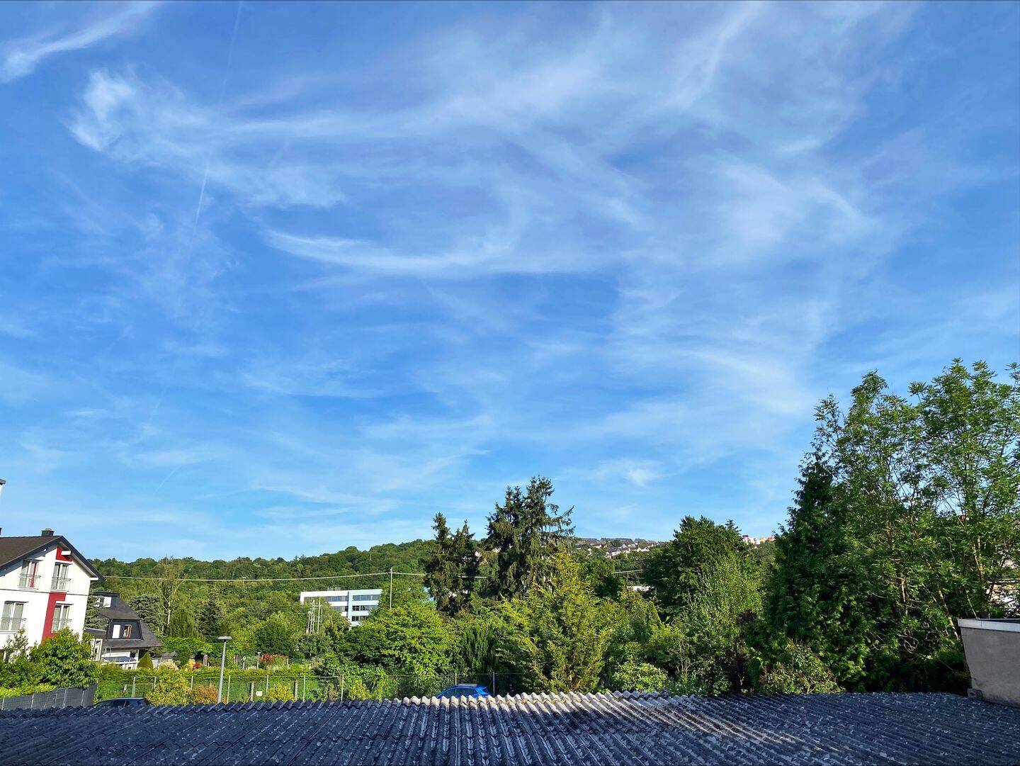 Großzügige Wohnung 2. OG, 2 Balkone, Nähe Berufsschule, Krankenhaus, Mosel, 56073 Koblenz