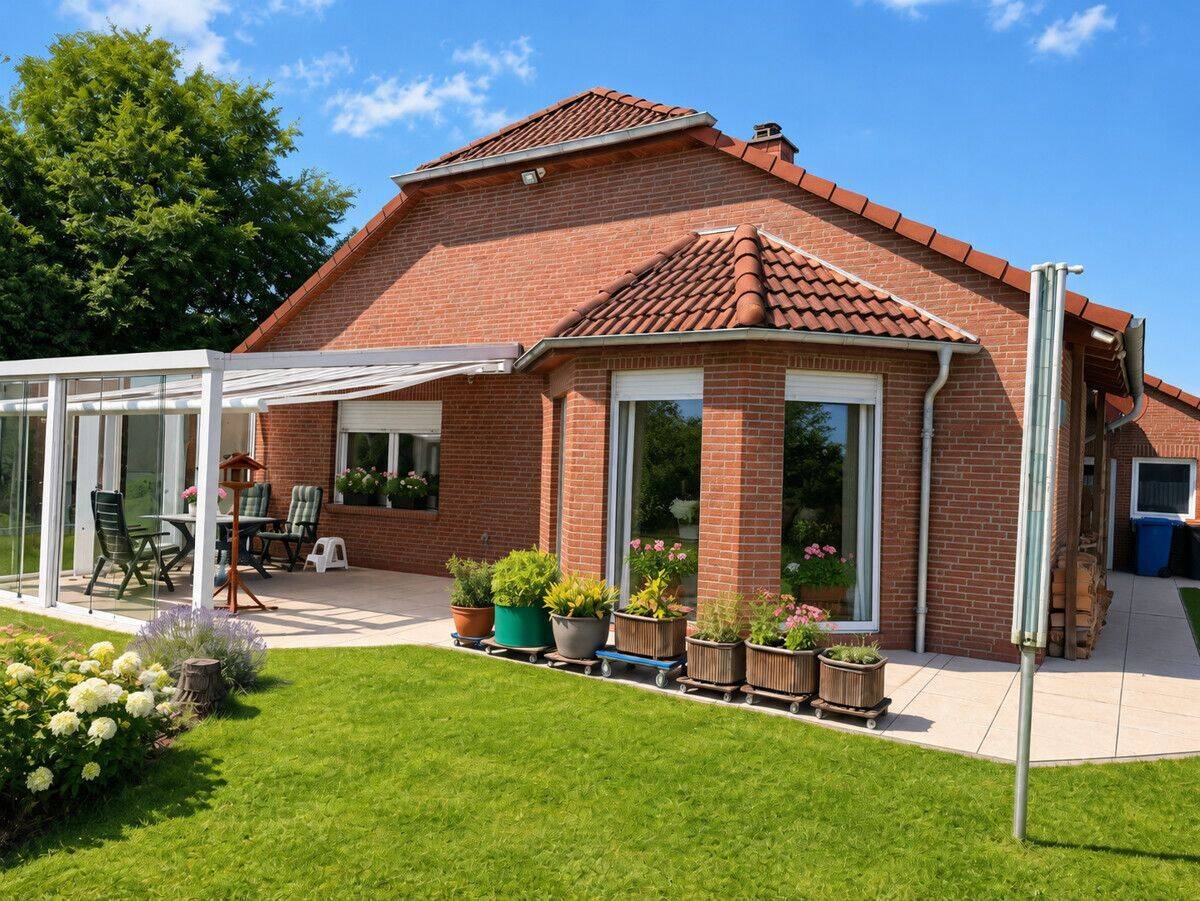 Sehr gepflegtes, ebenerdiges Wohnen mit EBK, Kamin und Garage!, 26446 Friedeburg