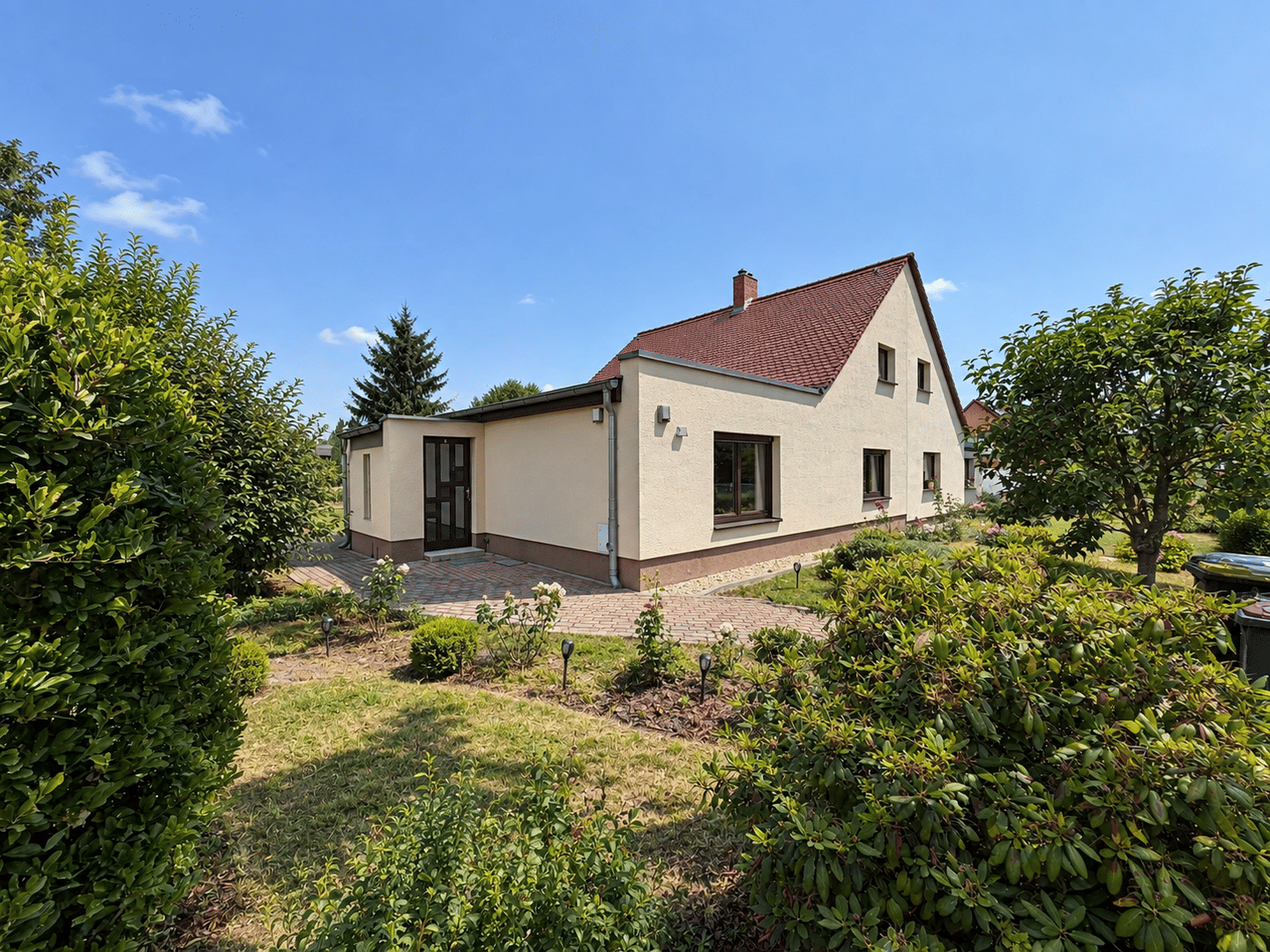 Leipzig-Mockau: Idyllisches Zuhause mit großem Garten – ein Ort zum Wohlfühlen, 4357 Leipzig (Mockau-Nord Mockau-Süd Schönefeld-Abtnaundorf)