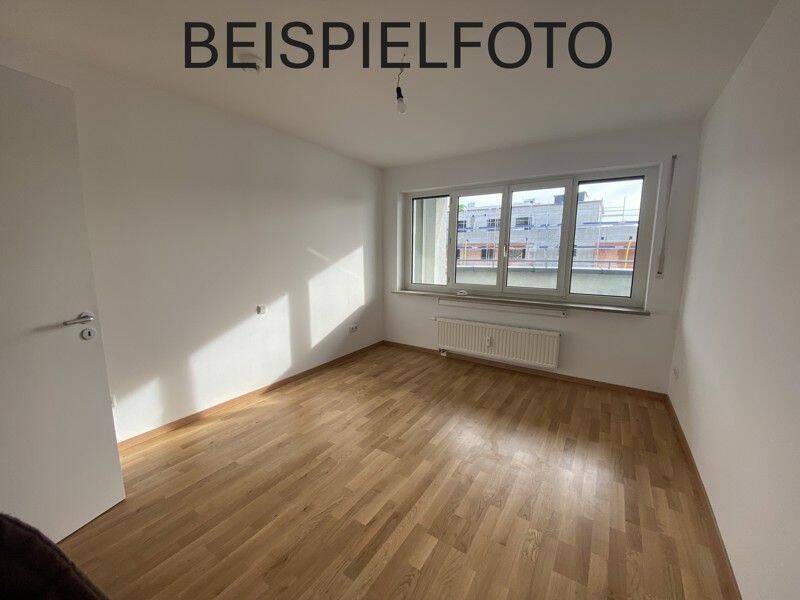 Kernsanierte 2-Zimmer-Wohnung mit Einbauküche und Wintergarten, 81241 München (Aubing-Lochhausen-Langwied Pasing-Obermenzing)