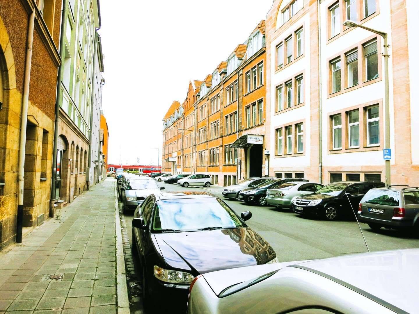 Renovierte 3 – Zi.-Maisonette-Wohnung m. herrlichen Blick auf die Noris, 90478 Nürnberg (Dutzendteich Gleißhammer Glockenhof Sankt Peter Zerzabelshof)
