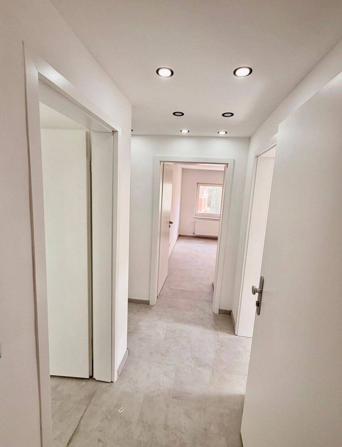 Frisch kernsanierte und gepflegte 3 Zimmer-Wohnung, 58119 Hagen (Hohenlimburg)