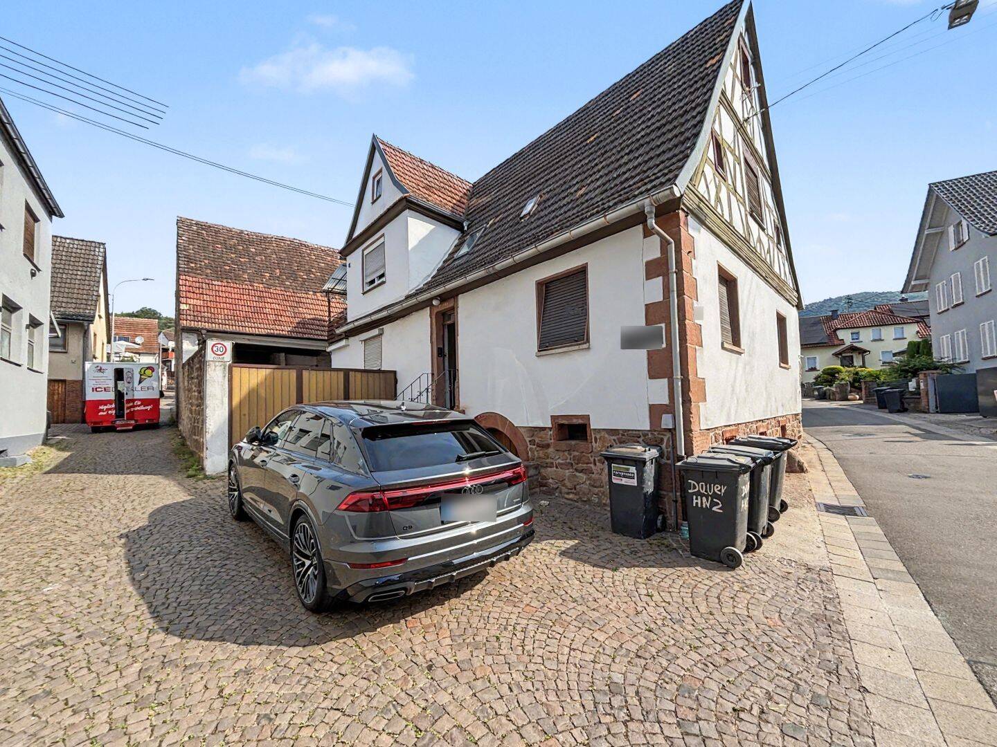 Gemütliches Winzer-Einfamilienhaus mit tollem Garten in Albersweiler, 76857 Albersweiler (Taubensuhl)