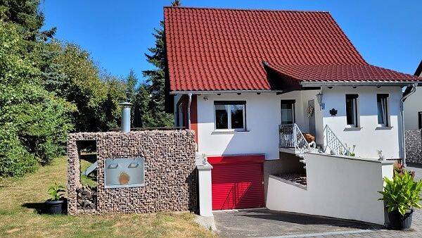 Atrraktives, modernisiertes Einfamilienhaus in tollem Wohnumfeld nahe Chemnitz, 9232 Hartmannsdorf