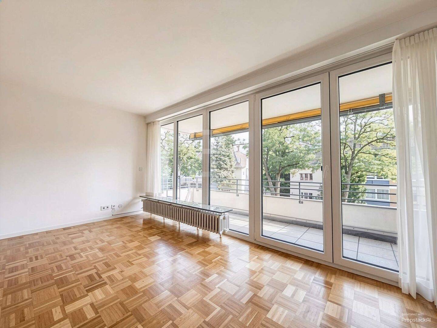 Begehrte Lage nähe Südpark mit 2 großen Balkonen und Garage optional!, 50968 Köln (Rodenkirchen)
