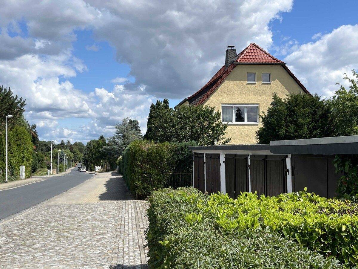 Ein halbes ZFH mit Garage in Dresden-Klotzsche, 1109 Dresden (Dresdener Heide Hellerau/Wilschdorf Hellerberge Industriegebiet Klotzsche Klotzsche)