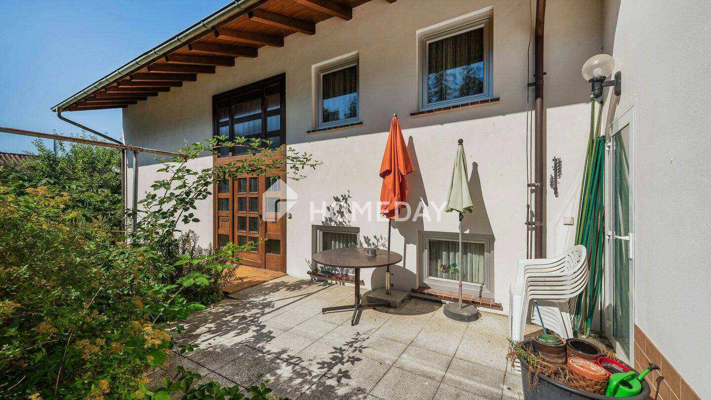 Viel Platz für die Familie: Charmantes Einfamilienhaus mit großem Garten und Garage am Bodensee, 88718 Daisendorf