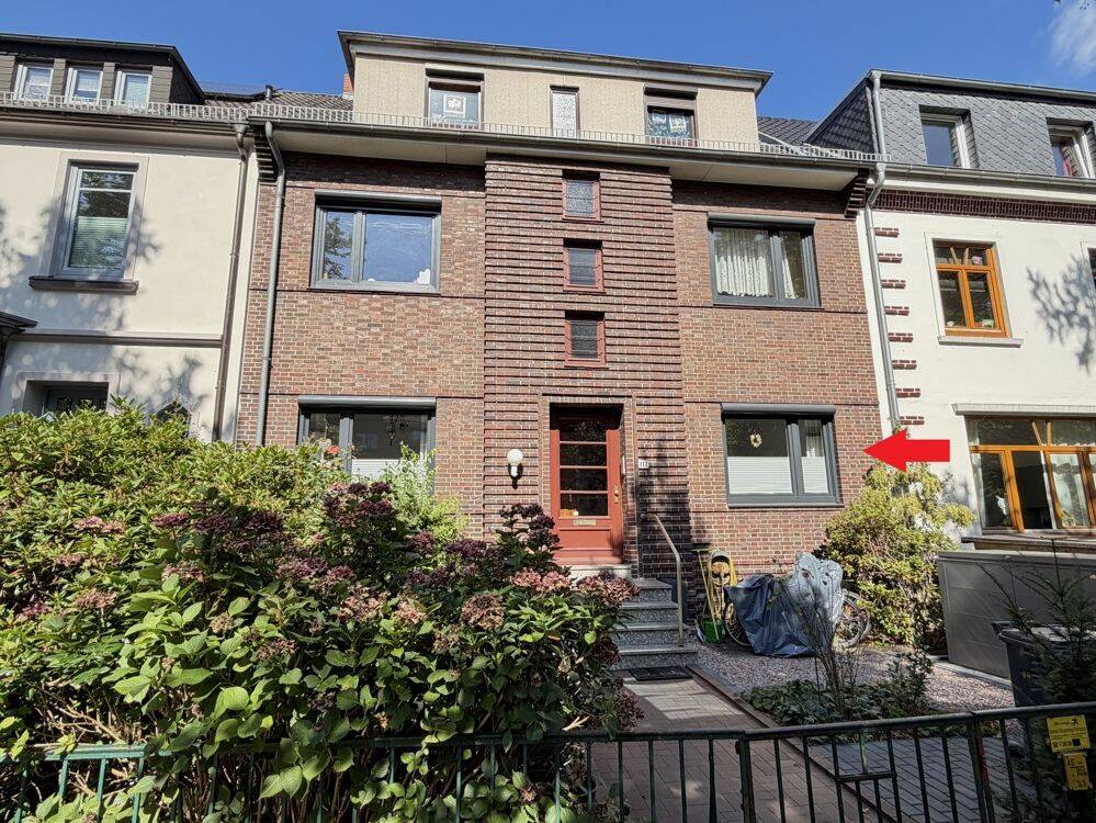 Modern wohnen in Walle! Sanierte Erdgeschosswohnung mit Balkon und Gartenzugang, 28219 Bremen