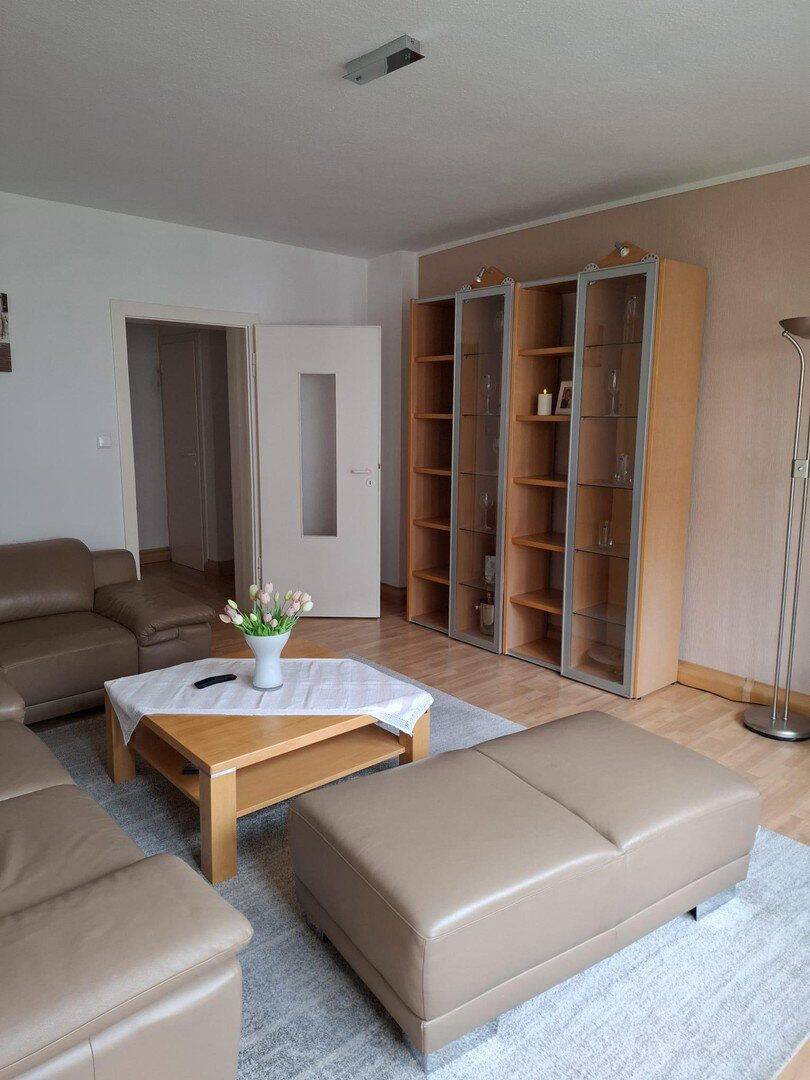 78QM Wohnung – 2 Schlafzimmer, Balkon, Badezimme mit Wanne, 47798 Krefeld (Cracau Dießem/Lehmheide Inrath/Kliedbruch Kempener Feld/Baakeshof Stadtmitte)
