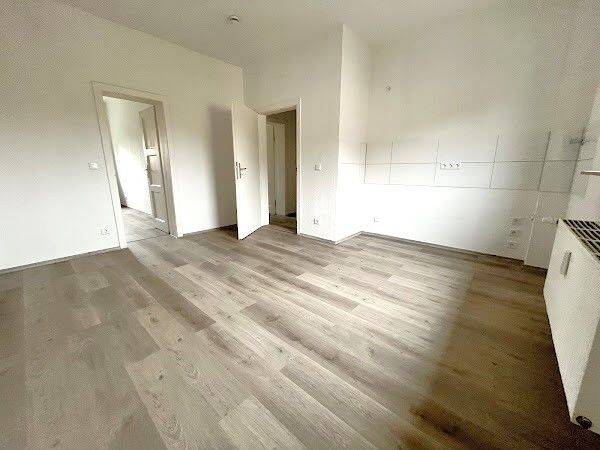 Schöne 3-Zimmer-Wohnung mit Tageslichtbad!, 45356 Essen