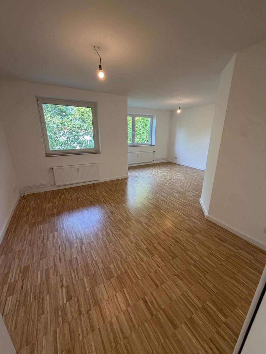Horn: 3 Zimmer – Erstbezug nach Sanierung – Vollbad – EBK – Balkon – ab sofort oder nach Absprache, 22111 Hamburg (Mitte Billstedt Hamm Horn)