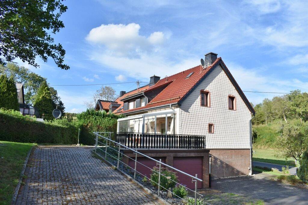 **Familienidylle bei Prüm- viel Platz, großer Garten und herrlicher Blick ins Grüne**, 54595 Prüm