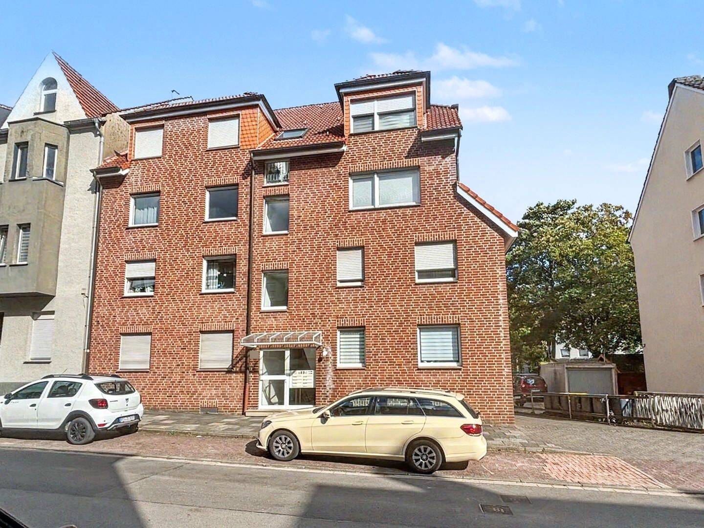 Attraktive, moderne 3,5-Zimmer-Erdgeschosswohnung in Recklinghausen-Ostviertel mit Loggia und Garage, 45665 Recklinghausen