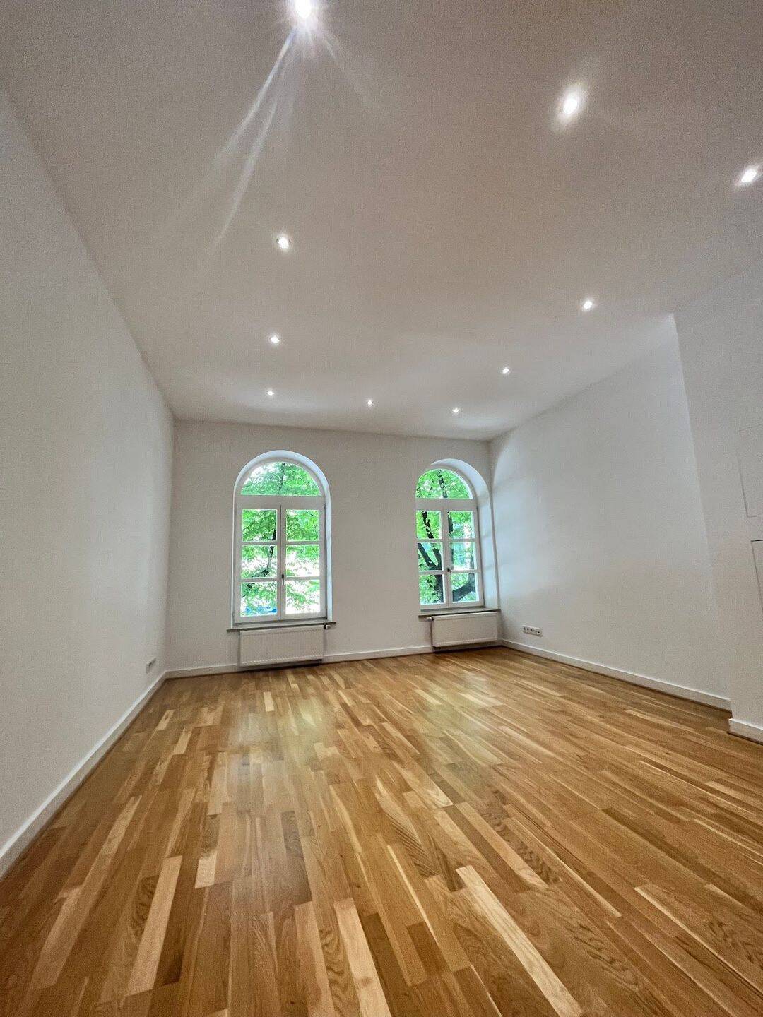 2 Kaltmieten Gratis*2 Zimmer Apartment mit Einbauküche und großem Bad**US Army Contract accepted**, 65185 Wiesbaden (Wiesbaden)