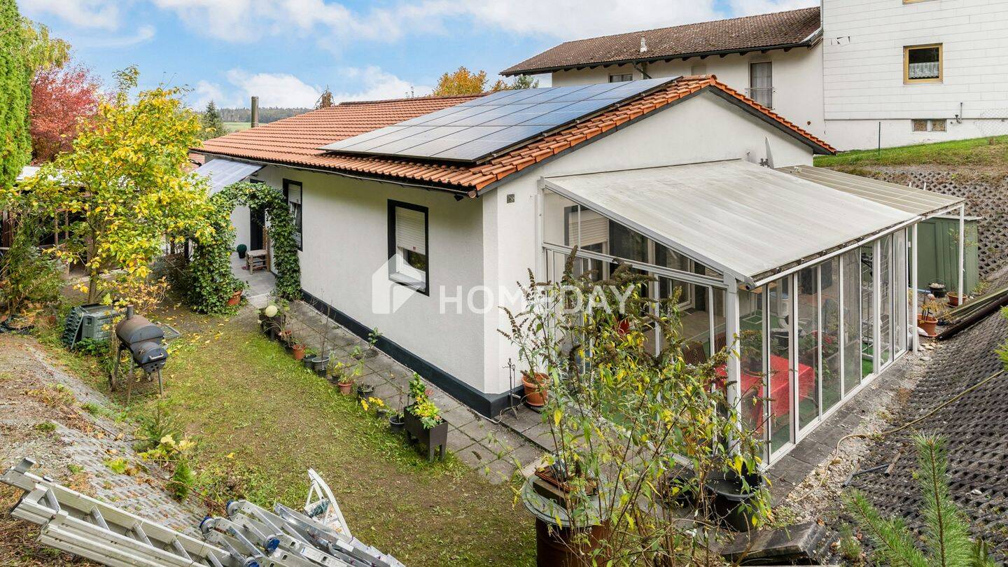 Stilvoller Bungalow mit Kamin, Klimaanlage und Photovoltaik in ruhiger Lage, 94034 Passau (Altstadt Grubweg Hacklberg Hals)