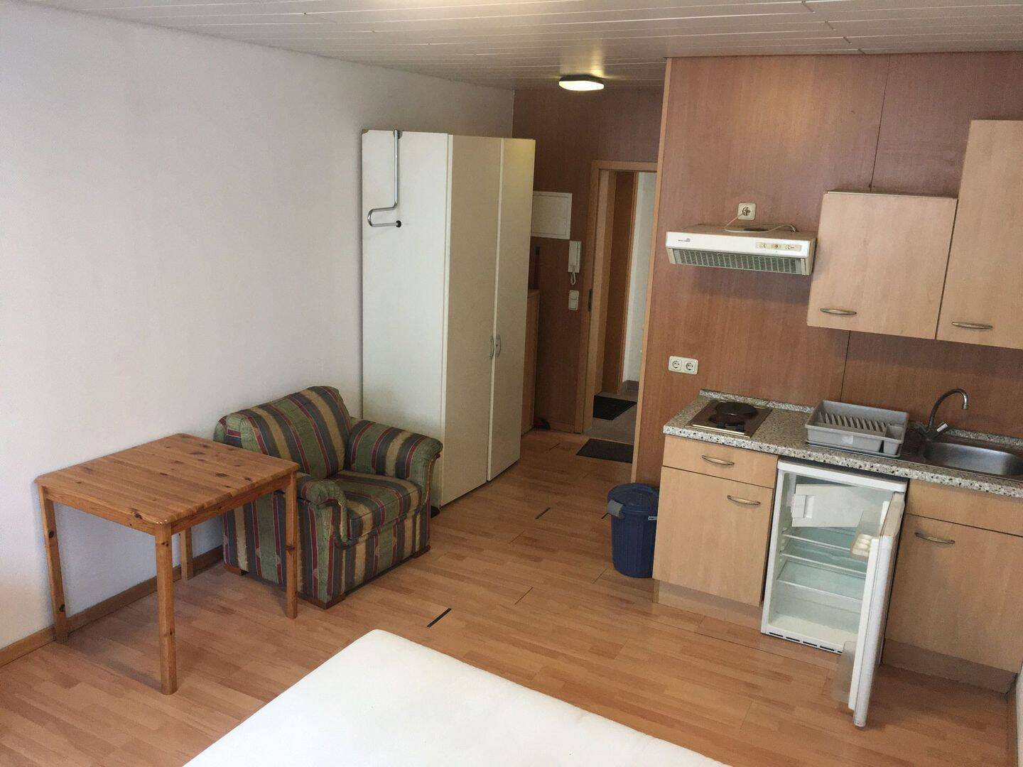 Kompaktes City-Apartment: Ihr gemütliches 1-Zimmer-Zuhause! [HMR-O25E04] [HMR-O25E04], 55252 Wiesbaden (Mainz-Kastel)